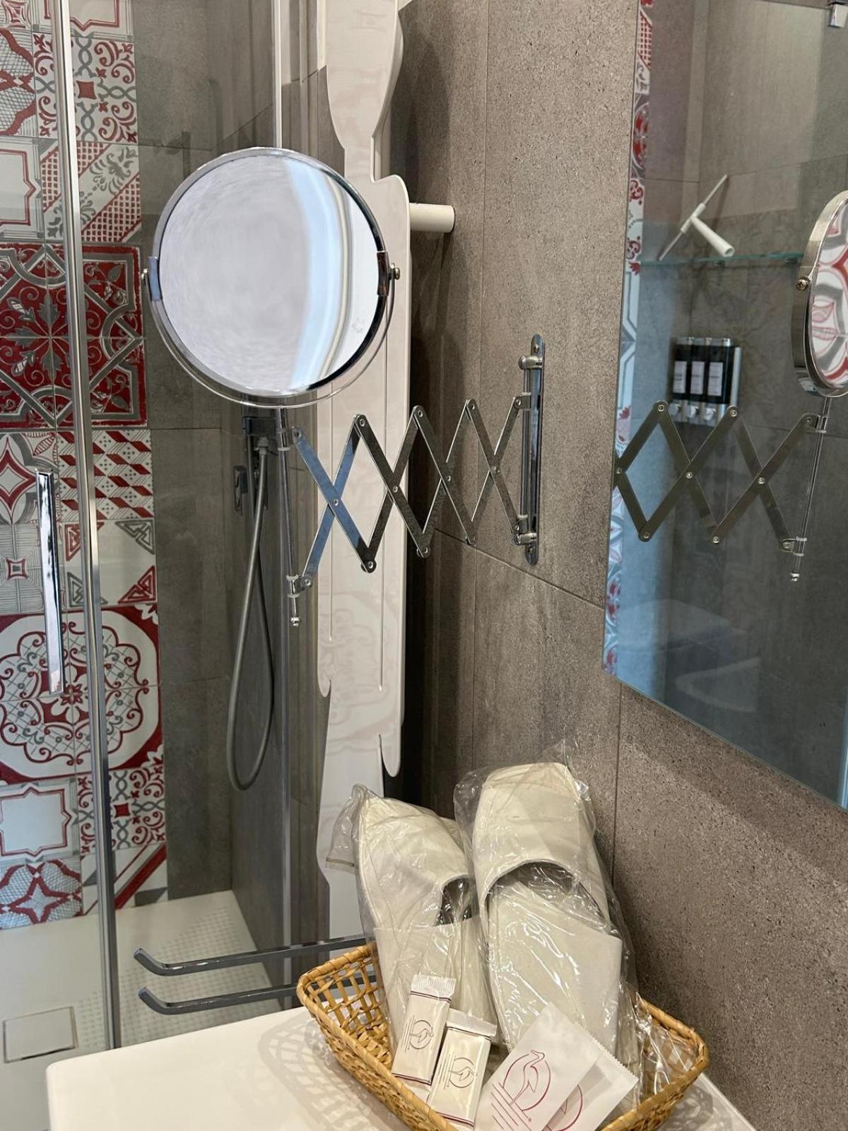 B&B Serangi - Il Piacere Di Sentirsi A Casa Cercola Exterior foto